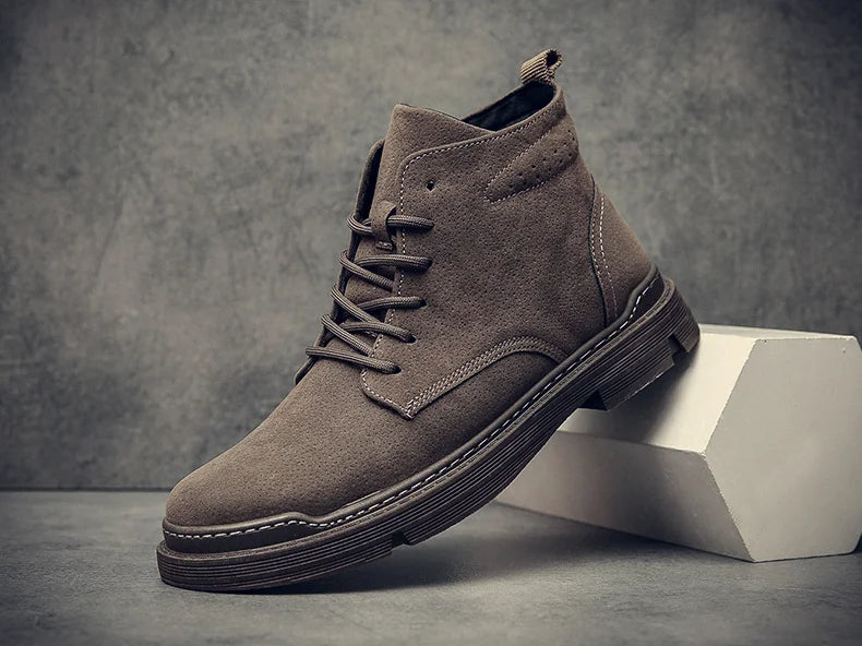 autumn winter New warm men shoes Retro mid top casual workwear boots Fashion comfort breathable shoe Light trendy male boot