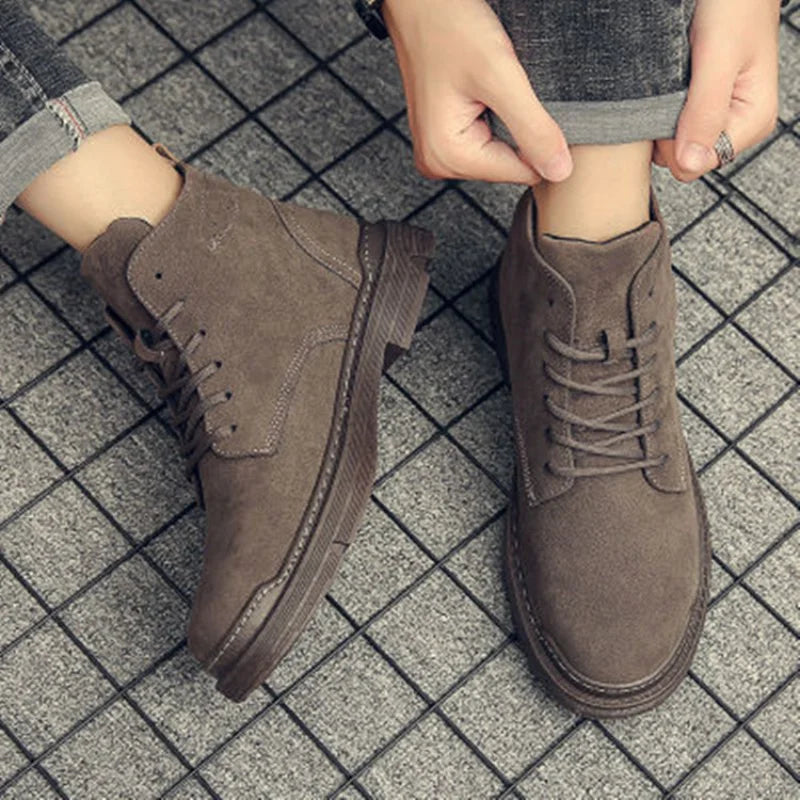 autumn winter New warm men shoes Retro mid top casual workwear boots Fashion comfort breathable shoe Light trendy male boot